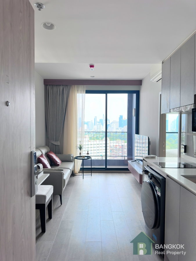 รูป The Crown Residences พระราม 4 | ให้เช่าคอนโด 1 ห้องนอน (ห้องมุม) MRT ลุมพินี - รูปที่ 2/17
