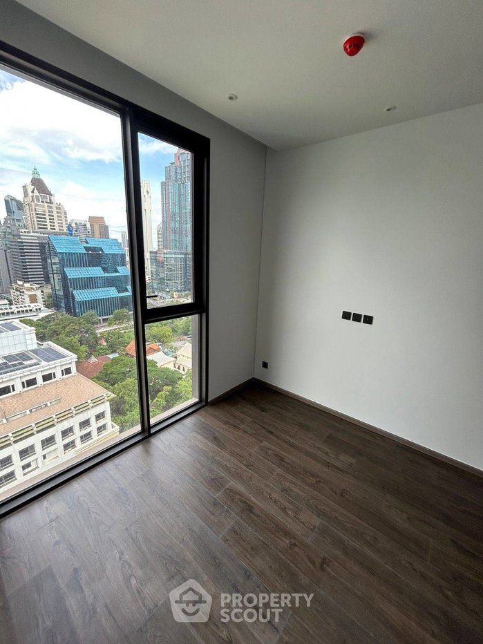 picture 20th-Floor 2-BR Condo At ROMM CONVENT Near BTS Sala Daeng (ID 3340865) - 10/15