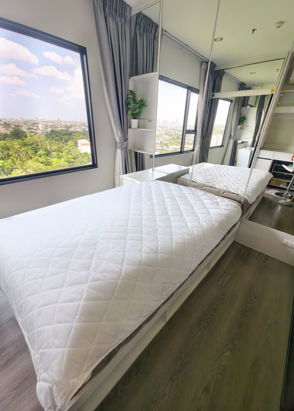 ให้เช่าคอนโด Aspire สาทร – ตากสิน Copper Zone ชั้น 11 ขนาด 26 ตร.ม. ห้อง Studio เฟอร์นิเจอร์และเครื่องใช้ไฟฟ้าครบของใหม่ทั้งหมด ห้องพร้อมเข้าอยู่