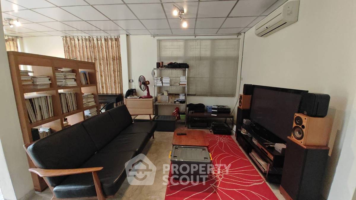 รูป บ้าน 2 ห้องนอน ขนาด 200 ตร.ม. ขายในลาดพร้าว (ID 3340460) - รูปที่ 4/8