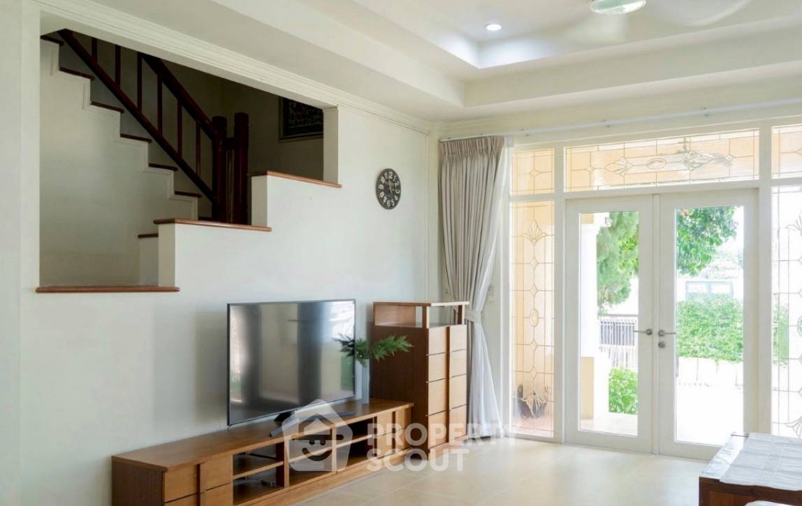 รูป บ้านเดี่ยว 5 ห้องนอน ขนาด 350 ตร.ม. ที่ Nantawan Suanluang Rama 9 (ID 3338057) - รูปที่ 8/8
