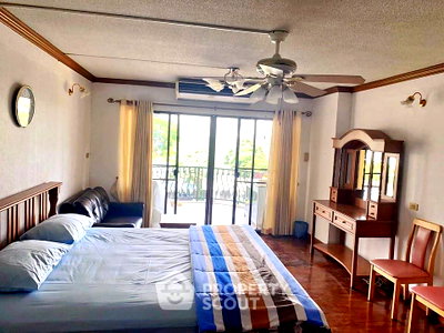 Condos for rent 700 Year Sports Arena Chiang Mai : Great Value 1-BR 45 Sqm At Hillside Condo 4, Chiang Mai (ID 3342600)