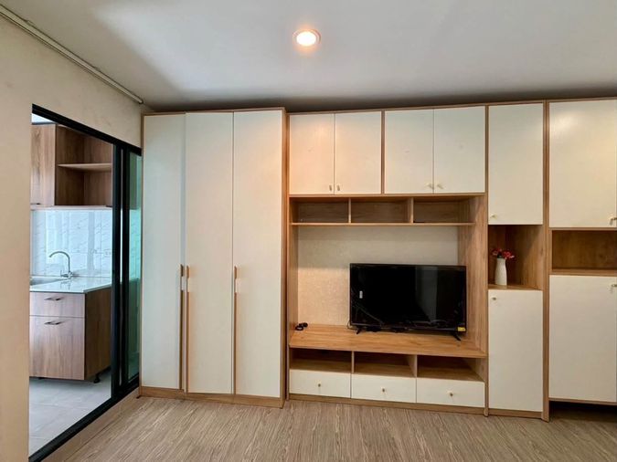 ให้เช่าคอนโด 1 ห้องนอน 30 ตร.ม. รีช พหลโยธิน 52