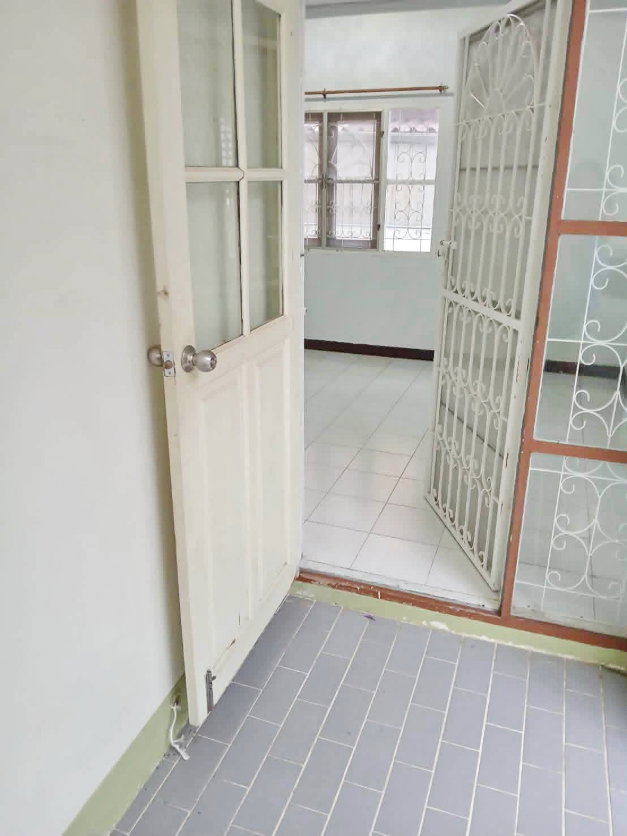 รูป ให้เช่าบ้านเดี่ยว 2ชั้น พุทธมณฑลสาย4 หมู่บ้านปฐมพร ( บ้านเปล่า ) - รูปที่ 4/8