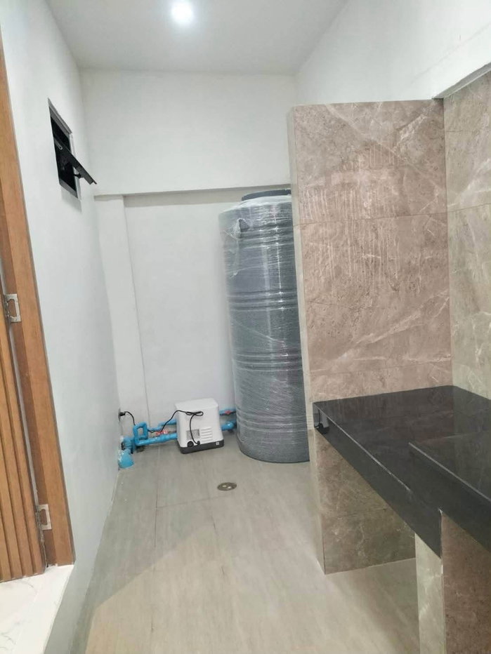 รูป 🏡✨ ให้เช่าทาวน์เฮ้าส์ 4 ชั้น ห้องมุม ซ.ศรีนครินทร์ 40 3 ห้องนอน 3 ห้องน้ำ บรรยากาศเหมือนบ้านเดี่ยว | รีโนเวตใหม่ | Fully Furnished - รูปที่ 7/19