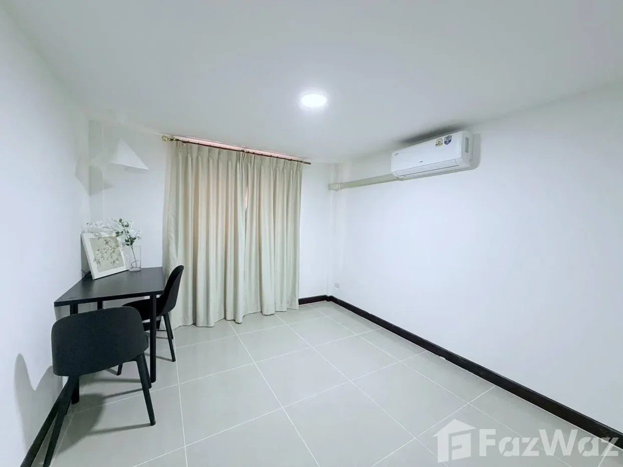 รูป บ้านเดี่ยวให้เช่า 6 ห้องนอน ใน ห้วยขวาง, กรุงเทพมหานคร 6810885 - รูปที่ 16/28
