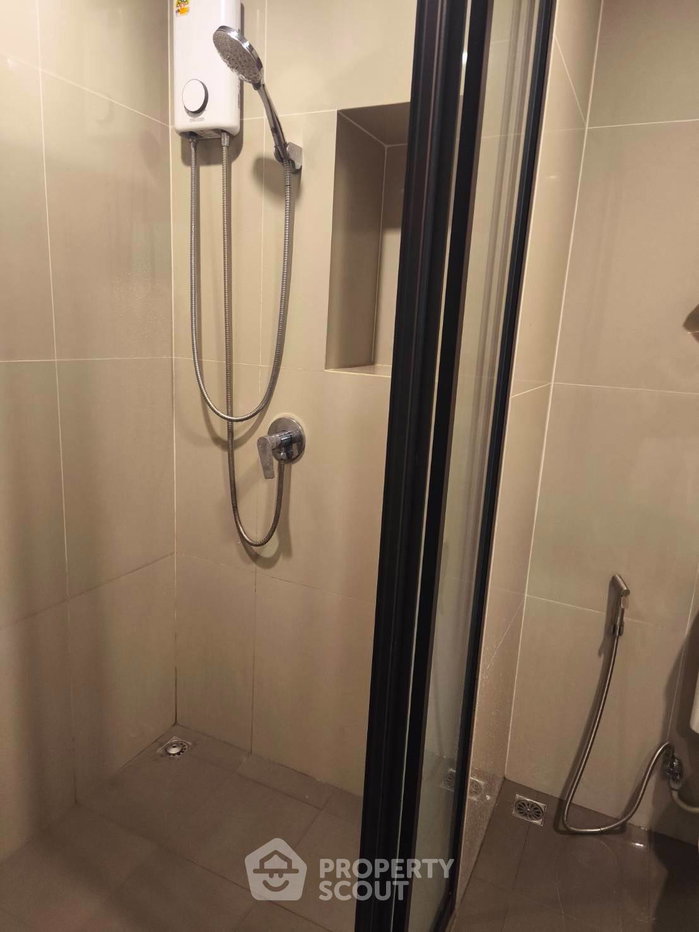 รูป คอนโด 2-ห้องนอน ที่ เดอะ เบส เพชรบุรี–ทองหล่อ ใน บางกะปิ (ID 3296595) - รูปที่ 5/6