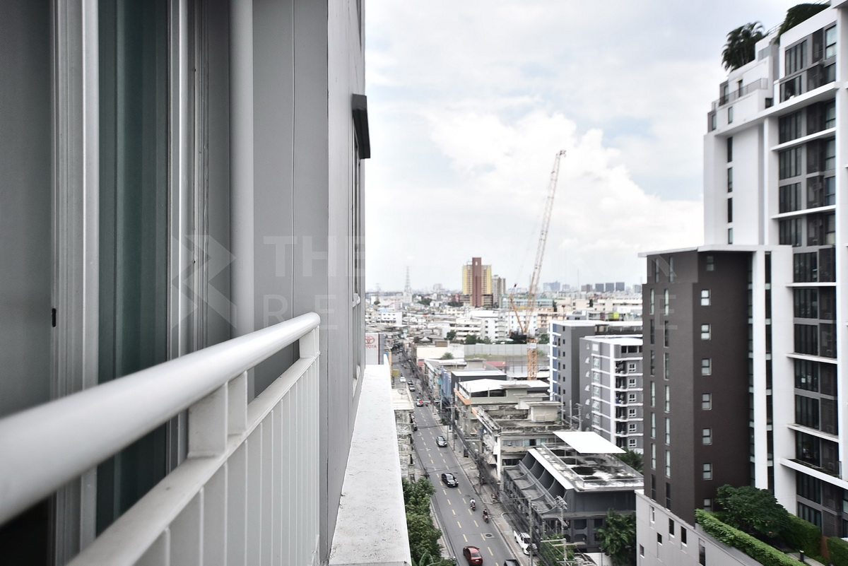 picture Life@Ratchada - Huaikhwang near MRT Huai Khwang Station Easy Travel, Fully Utilized Space - 8/10