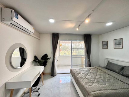 รูปภาพ Lanna Condo, Beautiful, bright and spacious room, Muji-style decoration with quality furniture. (Tel/Line 088-5986998)