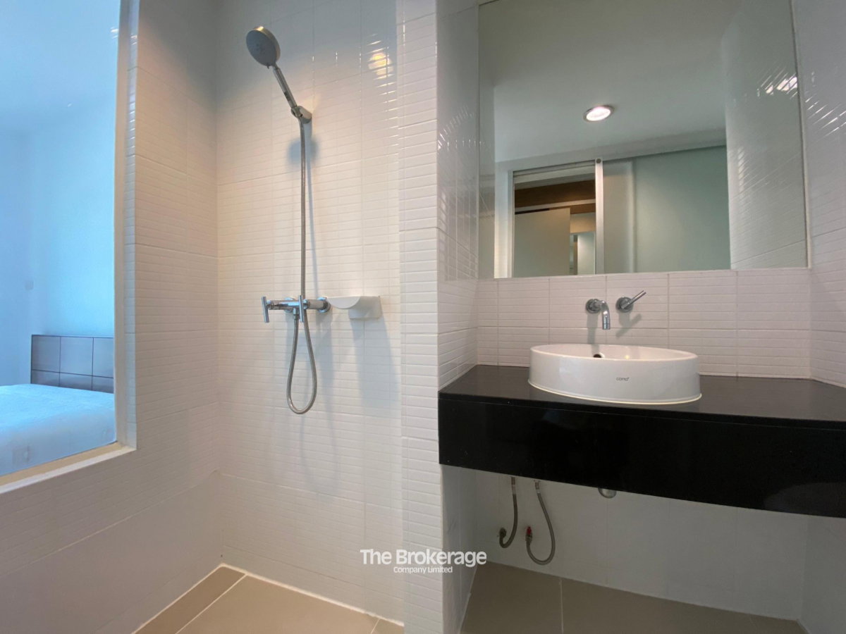 รูป ขายด่วน! คอนโด ไอดีโอ ลาดพร้าว 5 (Ideo Ladprao 5) 1 ห้องนอน 1 ห้องน้ำ 33 ตร.ม. 2.69 ล้านบาท ติดต่อไลน์ : @thebrokerage - รูปที่ 6/16