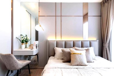 Condos for rent : PFD-09109 Condo for rent at Life Asoke Hype: a beautiful, well-lit unit featuring Scandinavian-style design and fully functional amenities.