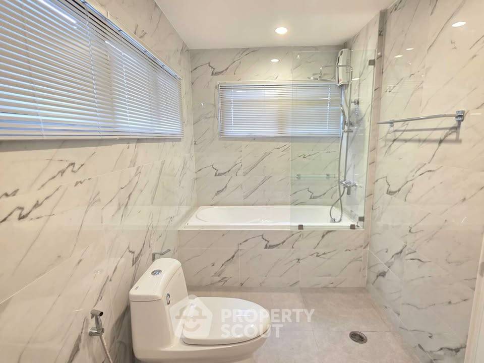 รูป คอนโด 3 ห้องนอน ขนาด 400 ตารางเมตร The Waterford Thonglor 11 ใกล้ BTS ทองหล่อ (ID 3342488) - รูปที่ 10/24