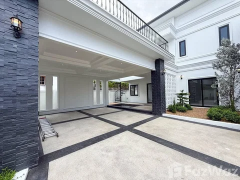 4 Bedroom Villa for sale in Chalong, Phuket  6810961