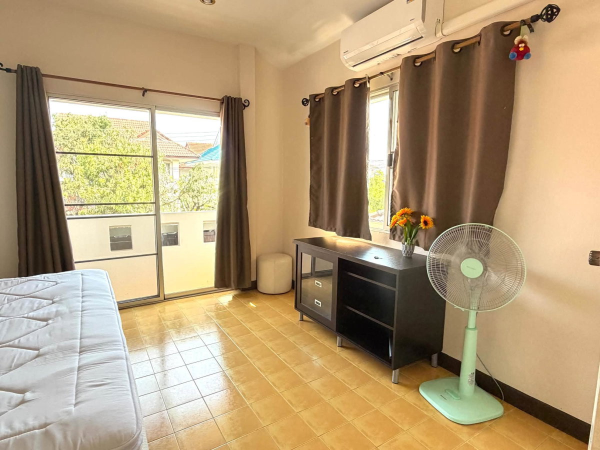 รูป POS บ้านเดี่ยวหลังใหญ่ ในหมู่บ้านคัทลียา หนองจ๊อม พร้อมเข้าอยู่ ฟรี WiFi เฟอร์และเครื่องใช้ไฟฟ้าครบ (โทร/ไลน์ 088-5986998) - รูปที่ 24/28