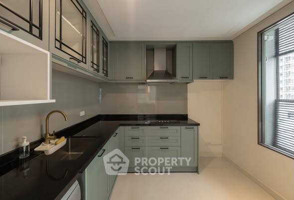 รูป ห้อง 2 ห้องนอน ขนาด 180 ตร.ม. The Emporio Place ใกล้ BTS พร้อมพงษ์ (ID 3342952) - รูปที่ 4/7