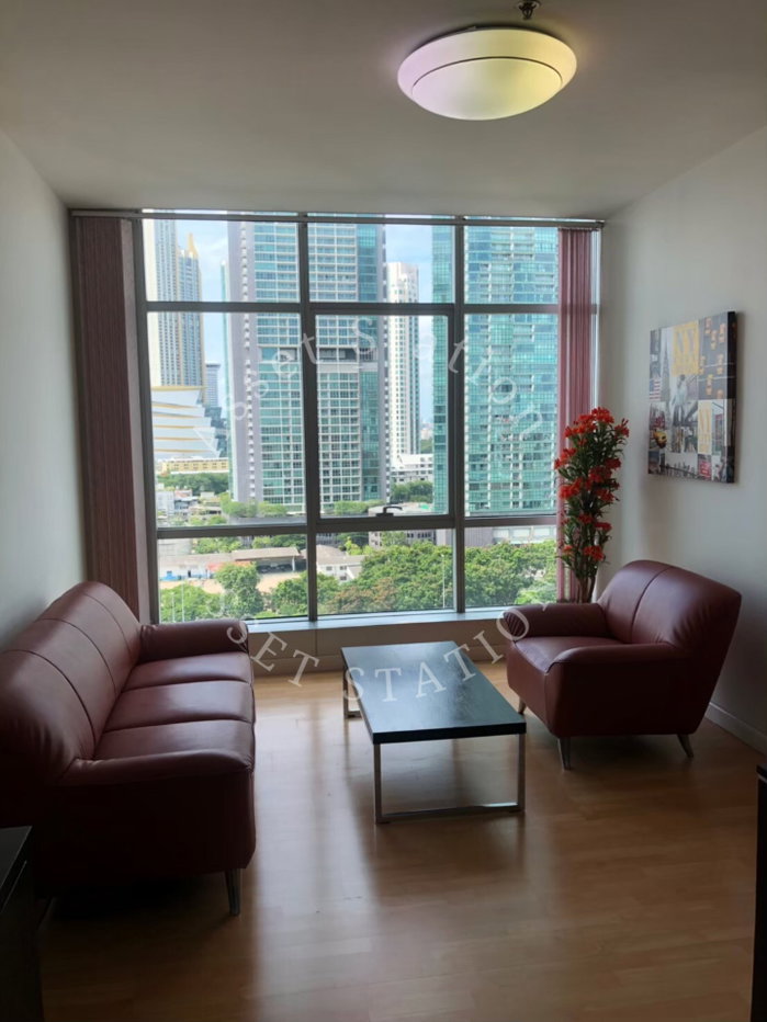 picture Baan Sathorn-Chaophraya |ð
near Saphan Taksin BTS station and SENA fest - 8/14