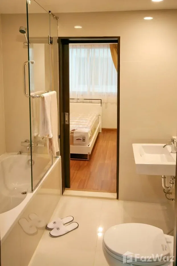 picture Modern Duplex Apartment in Central Bangkok 5776503 - 5/11