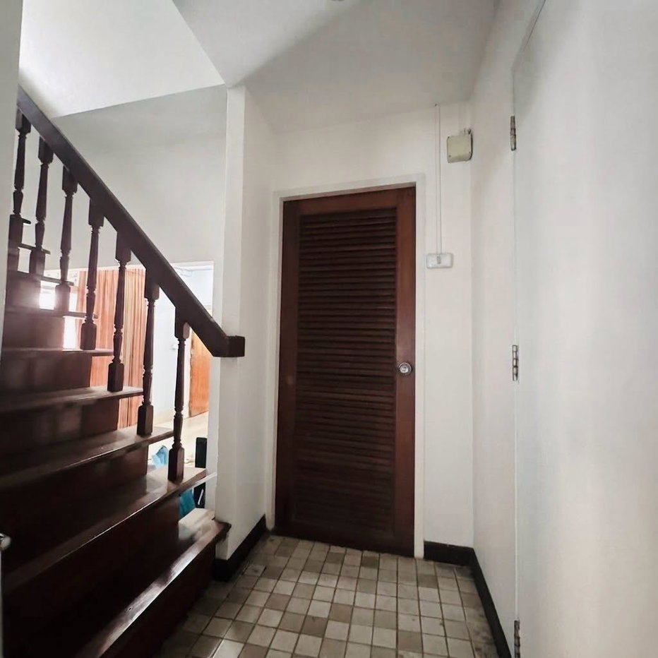 รูป LTHC16265 - House For Rent | Sukhumvit 34 | Near BTS Thonglor | 200+ Sq.m. | 3 Beds | 2 Parking | 100K/Month - รูปที่ 7/7