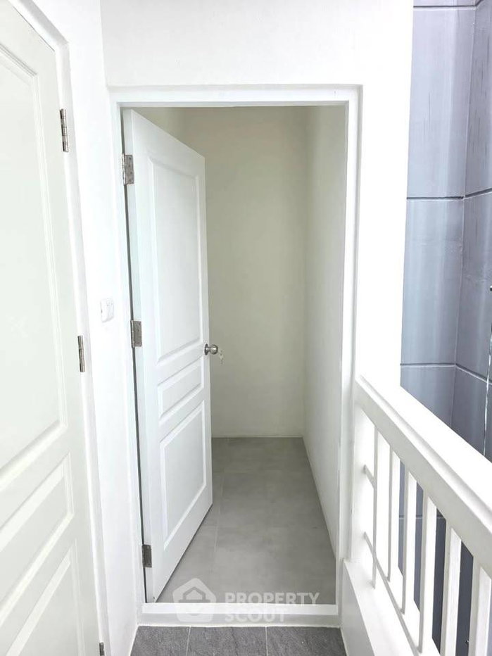 รูป คอนโด 3 ห้องนอน ขนาด 400 ตารางเมตร The Waterford Thonglor 11 ใกล้ BTS ทองหล่อ (ID 3342488) - รูปที่ 22/24