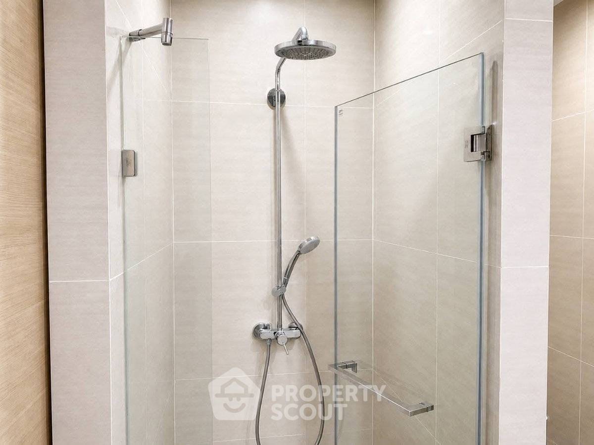 picture 33rd-Floor 2-BR At Park Origin Phrom Phong Near BTS Phrom Phong (ID 3341005) - 4/9