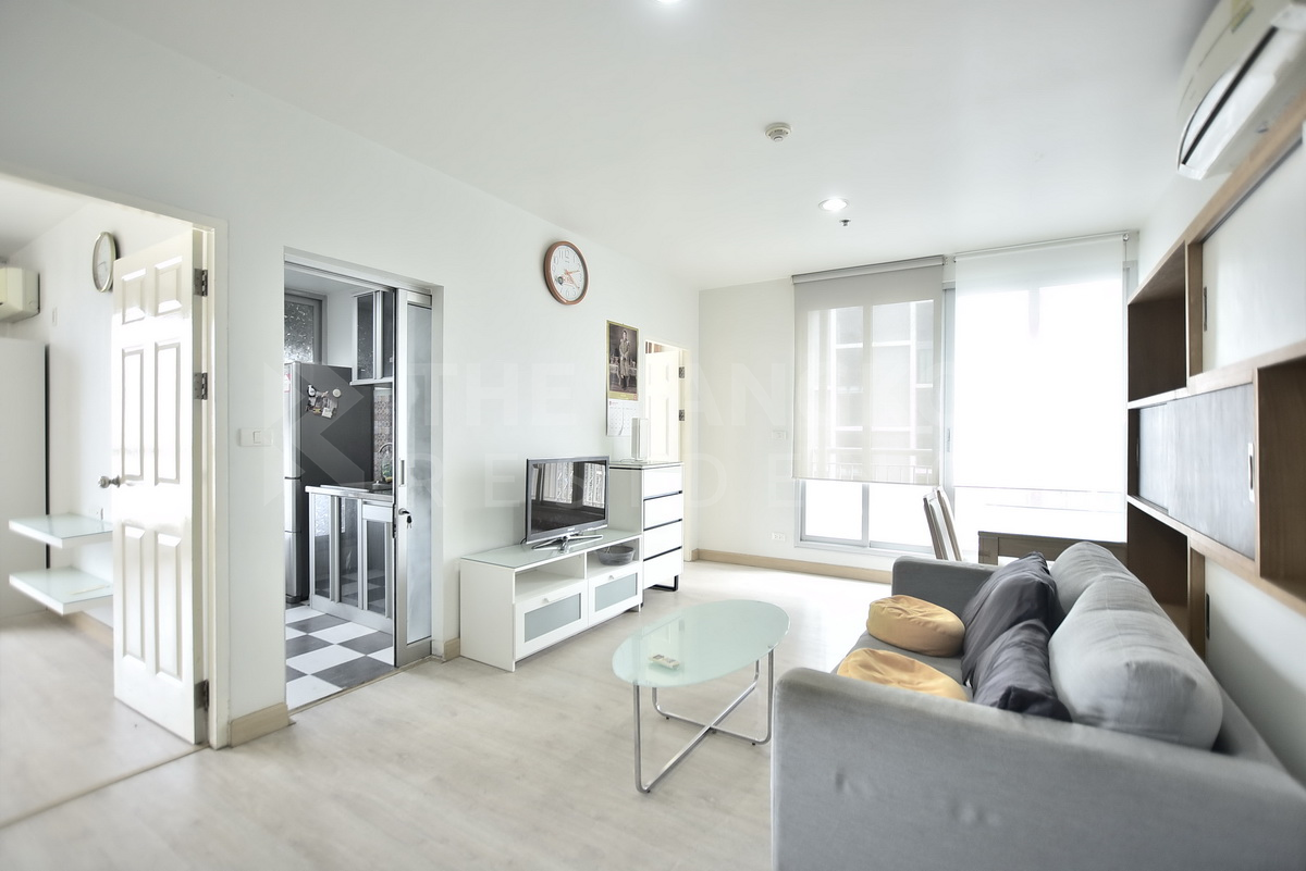 picture Life@Ratchada - Huaikhwang near MRT Huai Khwang Station Easy Travel, Fully Utilized Space - 10/10