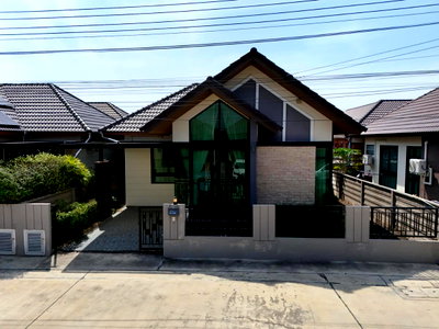 บ้านแฝด ชลบุรี : ขายบ้านเดี่ยว ทำเลวัดศรี  บ้านเก่าพานทอง