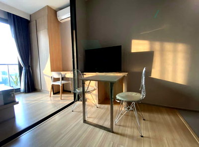 Condos for rent : 🎊 For Rent Condo M JATUJAK Building A, Floor 10,1 bed room, Room size 32.00 sqm