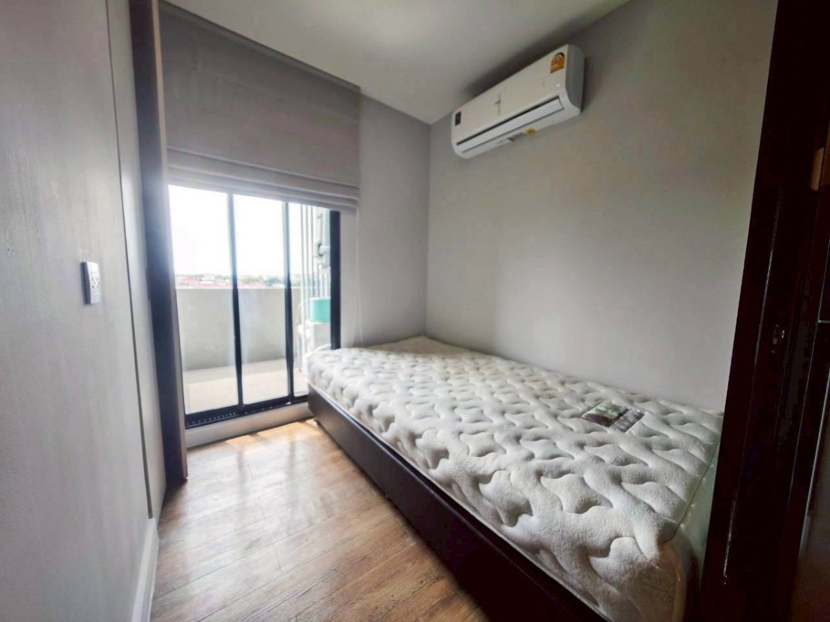 picture Ready to move in with a very warm welcome  - 7/12