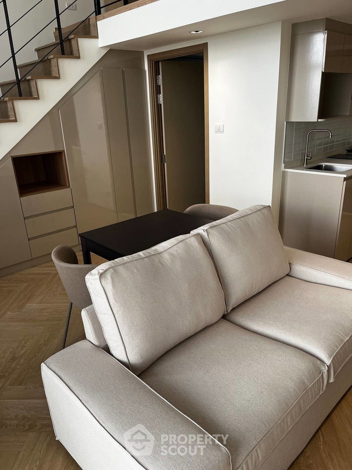 picture 20th-Floor 1-BR Na Reva Charoennakhon Near BTS Pho Nimit (ID 2415014) - 1/12