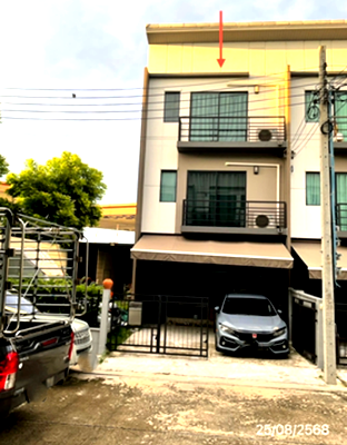 Townhouses for sale : TOWN HOUSE 40.8 Sq.w. Bang Khen Bangkok for 6.6M