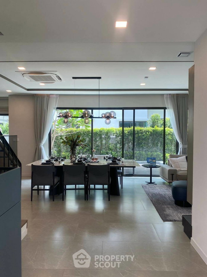 รูป บ้าน 4 ห้องนอน ขนาด 283 ตารางเมตร Mantana Bangna Km.15 (ID 3342949) - รูปที่ 3/40