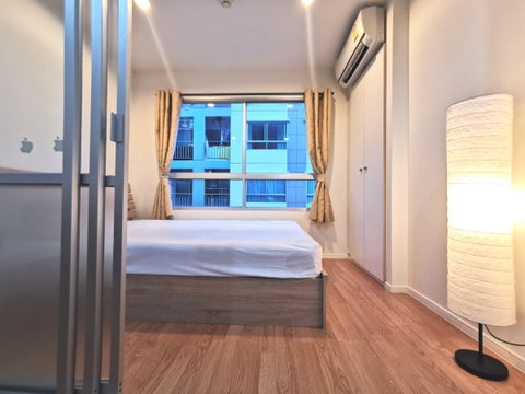 P-122298 Condo For Sale! Lumpini Ville Onnut 46 near BTS On Nut | 1 Bed Corner Unit 23 sq.m. Fully Furnished 1.56 MB Line@easythaihome 085-592-2897
