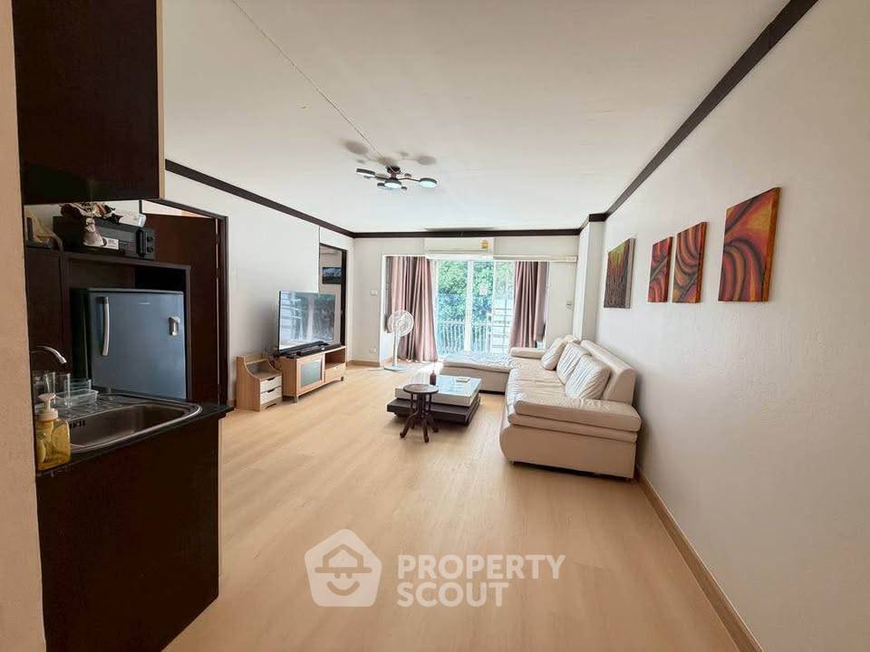 picture 2-BR Condo at Hill Side Condominium 3 close to Nimmanhaemin (ID 3343003) - 15/15