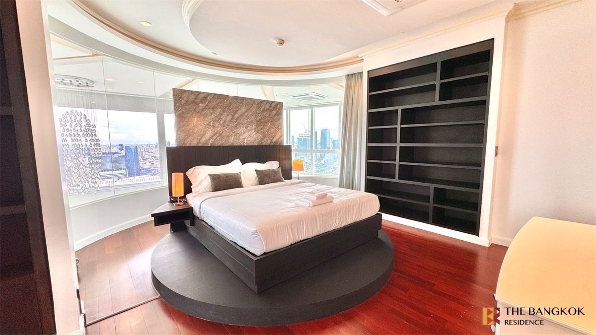 picture Millennium Residence  Luxury Condo in Central City Location - 2/10