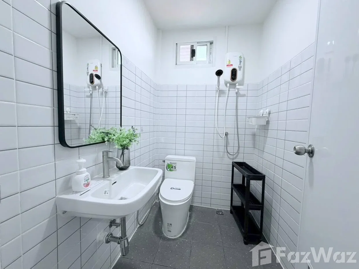 รูป บ้านเดี่ยวให้เช่า 6 ห้องนอน ใน ห้วยขวาง, กรุงเทพมหานคร 6810885 - รูปที่ 24/28