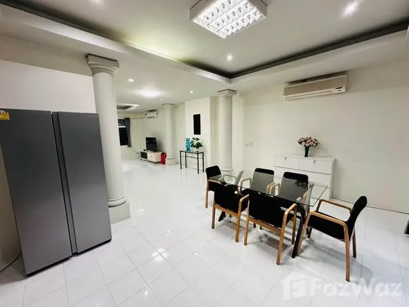รูป บ้านเดี่ยวให้เช่า 4 ห้องนอน ใน คลองเตยเหนือ, กรุงเทพมหานคร 6792882 - รูปที่ 11/18