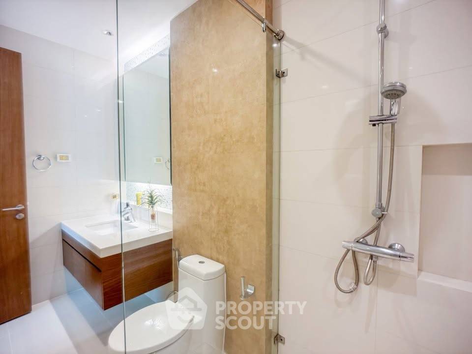 picture 15th-Floor 2-BR At Bright Sukhumvit 24 Near BTS Phrom Phong (ID 3343125) - 14/15
