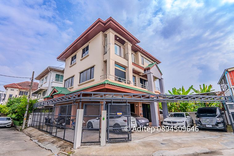3-bed house for rent, 200 sqm, 58.5 sq wah, Wang Thonglang