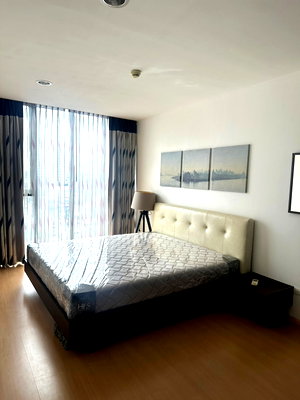 Condos for rent : 📍 𝐏-𝟏𝟎𝟒𝟎𝟔 | FOR RENT The Alcove Thonglor 10 City View! Near BTS Ekkamai 𝟐𝟑,𝟎𝟎𝟎 THB/mo. | Line ID: @easycondoplus | 099-229-6397