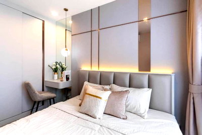 Condos for rent : PFD-09109 Condo for rent at Life Asoke Hype: a beautiful, well-lit unit featuring Scandinavian-style design and fully functional amenities.