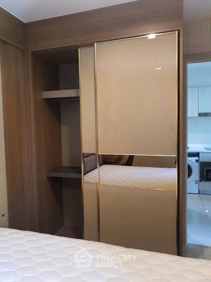 picture 2-BR Condo at Life One Wireless near BTS Phloen Chit (ID 2892305) - 9/13