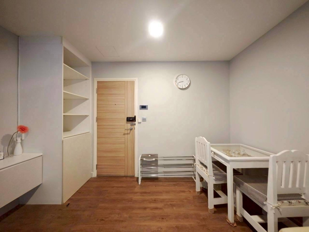 picture Ready to move in with a very warm welcome  - 6/12
