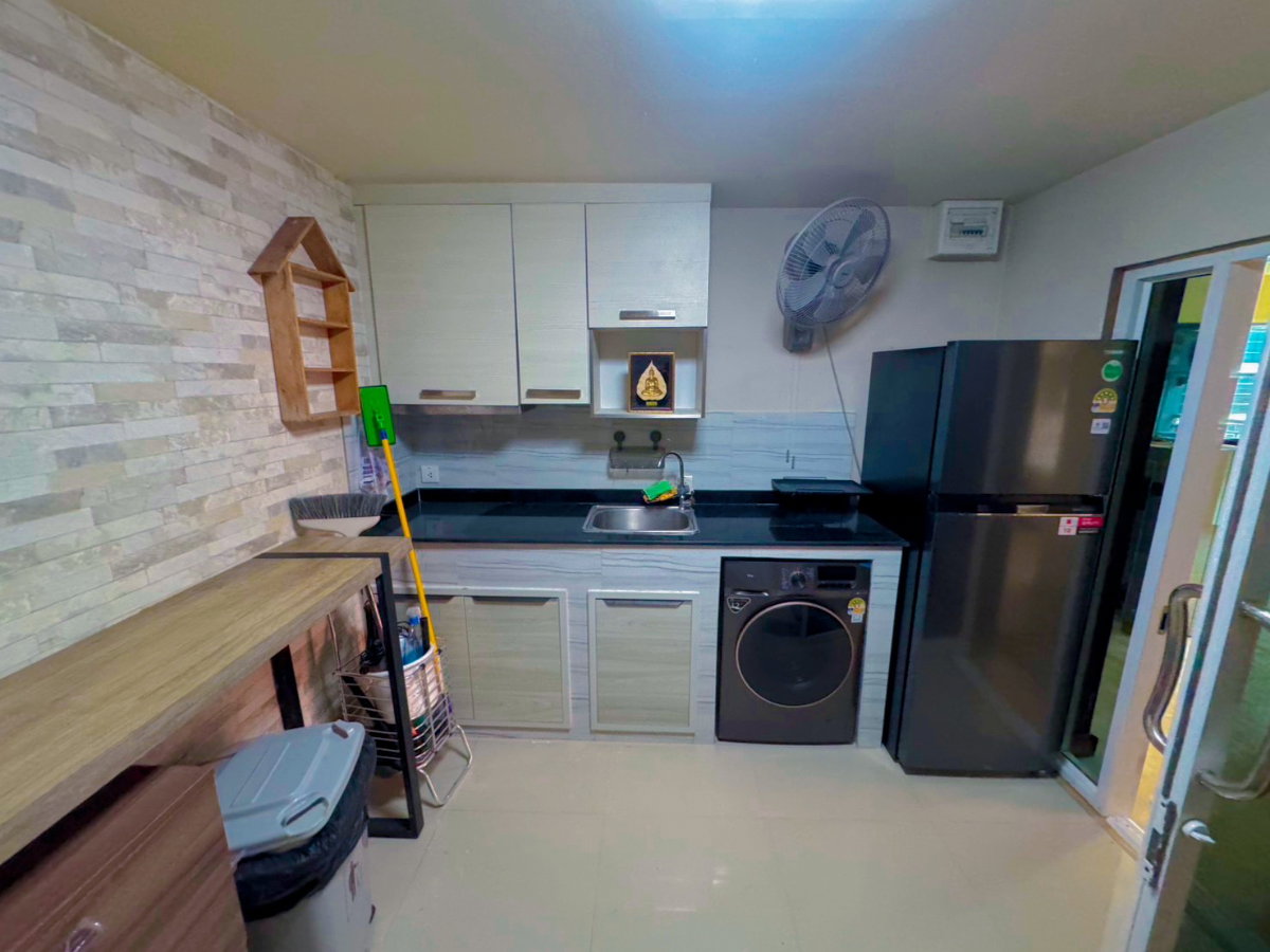 picture for sell 2 bedroom Msociety condo - 10/11