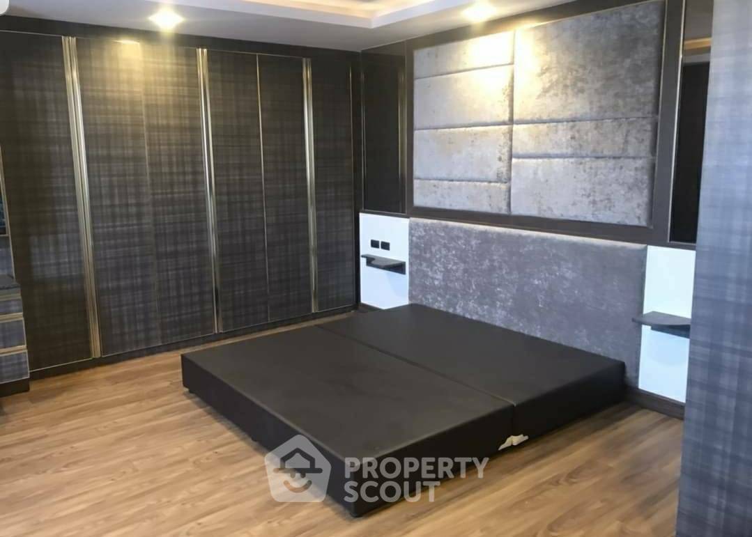 รูป คอนโด 3-ห้องนอน ที่ เพรสซิเดนท์ ปาร์ค คอนโดมิเนี่ยม ใกล้ MRT ศูนย์การประชุมแห่งชาติสิริกิติ์ (ID 3341272) - รูปที่ 6/16