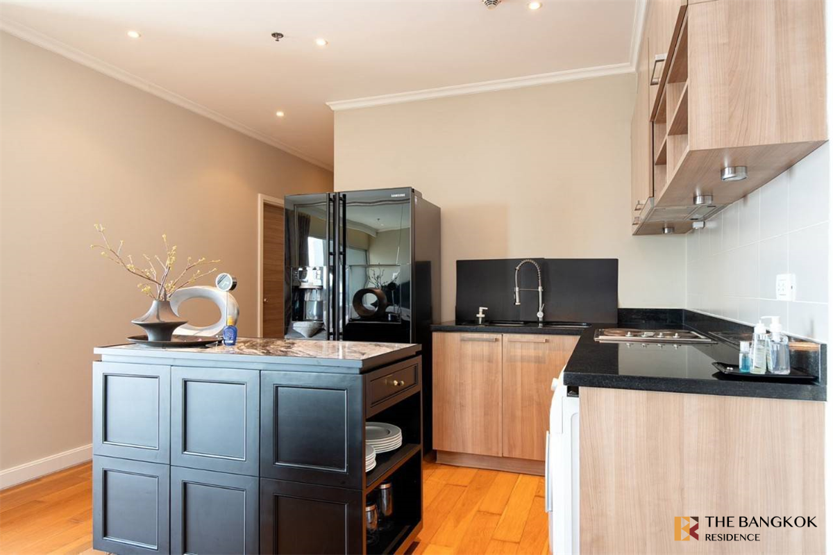 picture Hive Taksin Comfortable and Ready to Move-in near BTS Wongwian Yai - 3/10