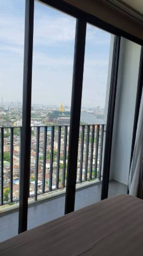 ให้เช่าคอนโด 1 ห้องนอน 35 ตร.ม. เดอะ ทรี อินเตอร์เชนจ์