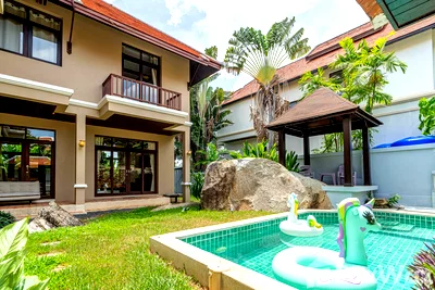Houses for rent Surat Thani : Spacious 3-Bedroom Pool Villa with Sea Views for Sale 6633778