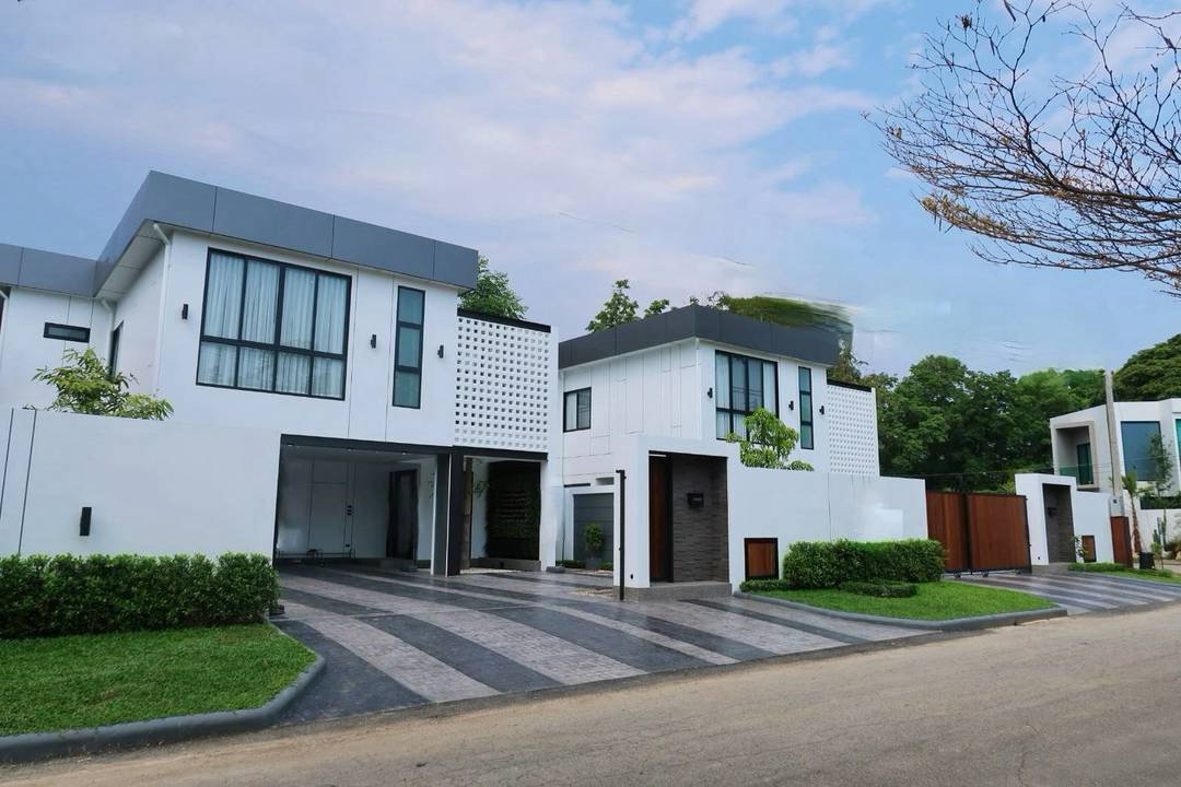 รูป ✅ให้เช่าบ้านหรู สไตล์โมเดิร์น ในหมู่บ้านวังตาล 4ห้องนอน วิวดอย เดินทางสะดวก☎️064-792-4425 (เบญ) - รูปที่ 17/27