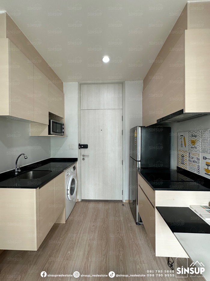 picture 🌆 For Rent | 𝐍𝐨𝐛𝐥𝐞 𝐑𝐞𝐯𝐨𝐥𝐯𝐞 𝐑𝐚𝐭𝐜𝐡𝐚𝐝𝐚 Spacious Combined Unit, 52 Sq.m. | 2 Bedrooms | Near MRT Thailand Cultural Centre - 14/20