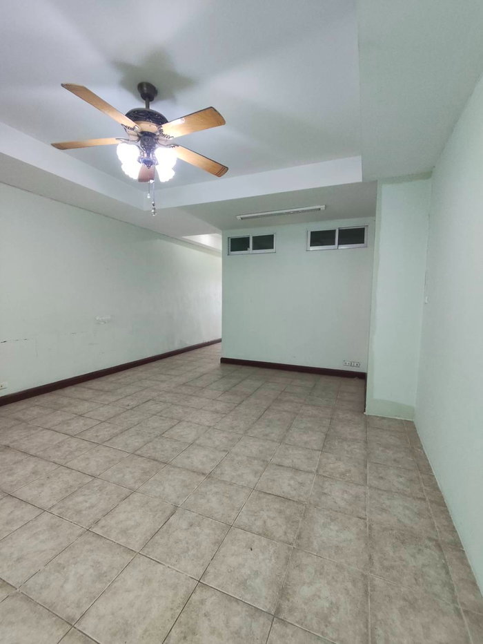 รูป คอนโดสุขาภิบาล3 ห้องไซส์ใหญ่ที่สุดในตึก 61.45 ตร.ม ชั้น19 ทิศตะวันออก เจ้าของขายเอง ราคาต่ำกว่าตลาด - รูปที่ 5/14